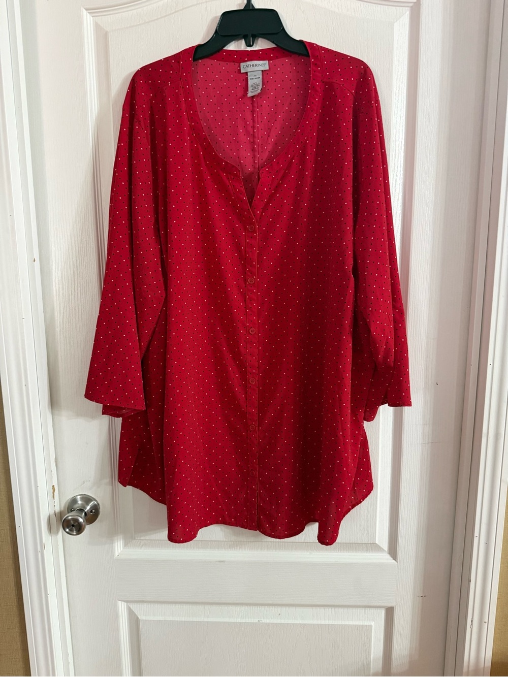 Catherine’s Women’s Red Polka Dot Blouse Sz 4X. SP-76